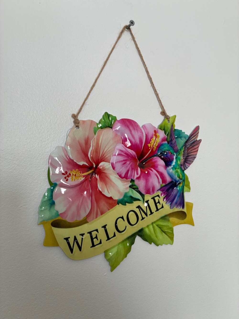 NWT- Hibiscus Floral 🌺 Metal Welcome Sign with Beautiful Hummingbird - Picture 4 of 11